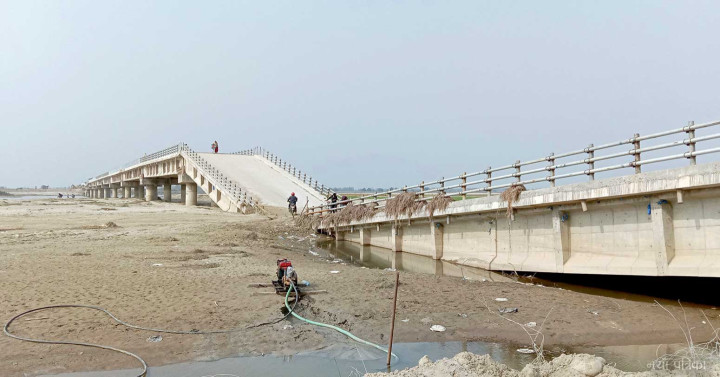‘पप्पु कन्स्ट्रक्सन’ ले बनाएको कमला नदीको भासिएको पुलको पुनर्निर्माण गरिने