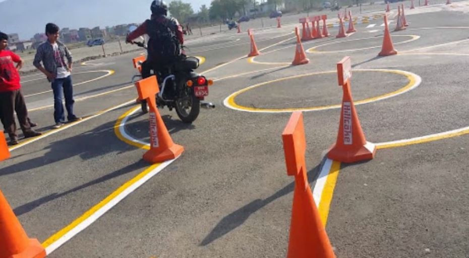 ट्रायल दिँदा स्वेच्छाले सवारी साधन प्रयोग गर्ने व्यवस्था मिलाउन सतर्कता केन्द्रको निर्देशन