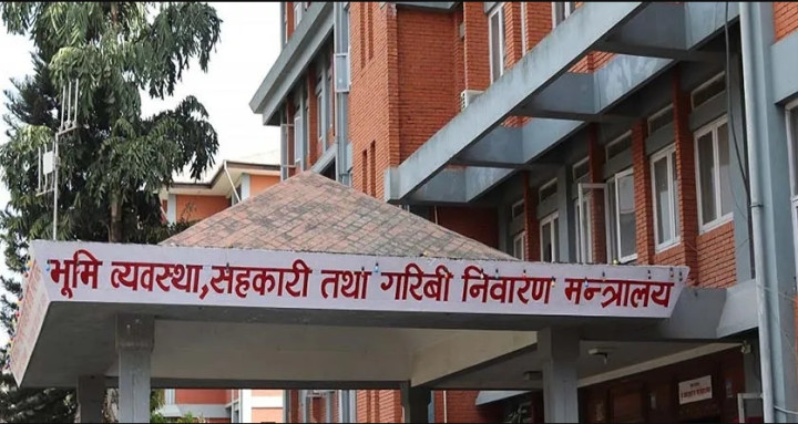 आन्दोलनरत सहकारी पीडित र सरकारी टोलीबीच आज वार्ता हुँदै