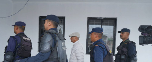 रमेश लेखकलाई अदालत उपस्थित गराइयो