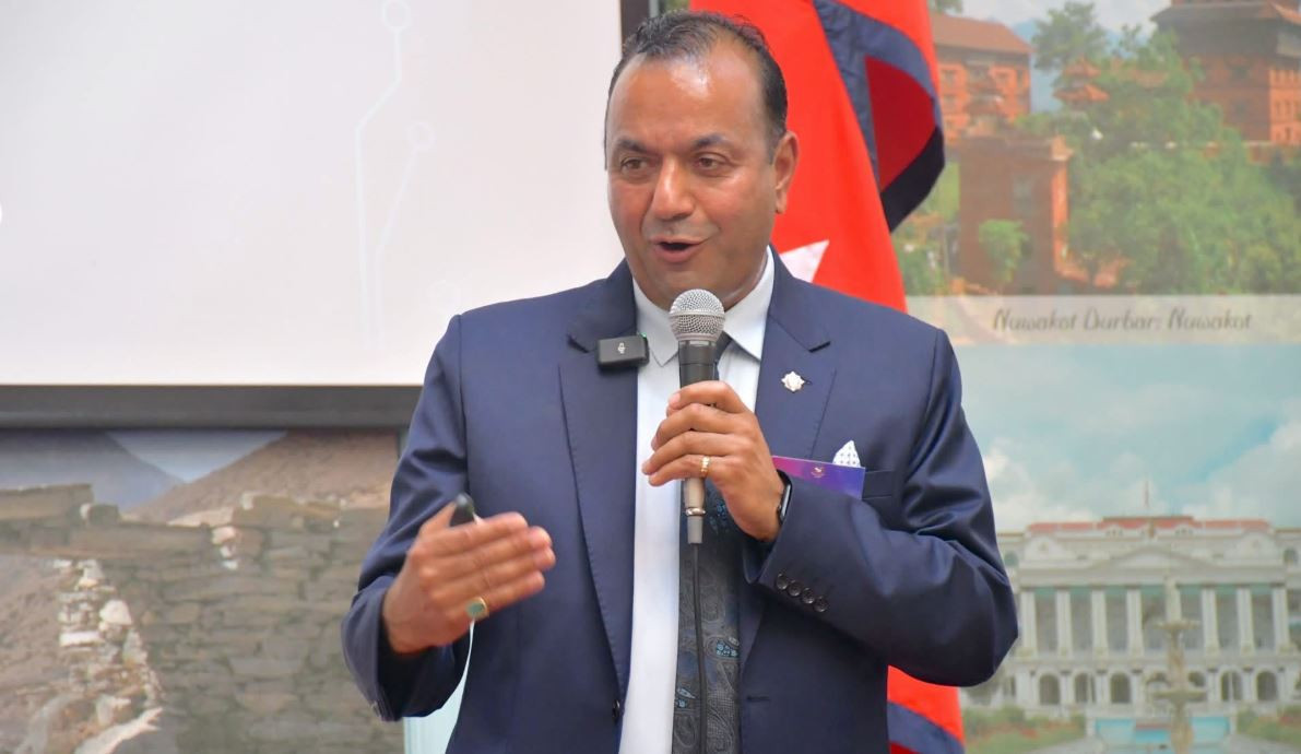 नेपालका पूर्वाधार, जलविद्युत र पर्यटनमा लगानी गर्न एनआरएनएका पूर्वअध्यक्ष आचार्यको आह्वान