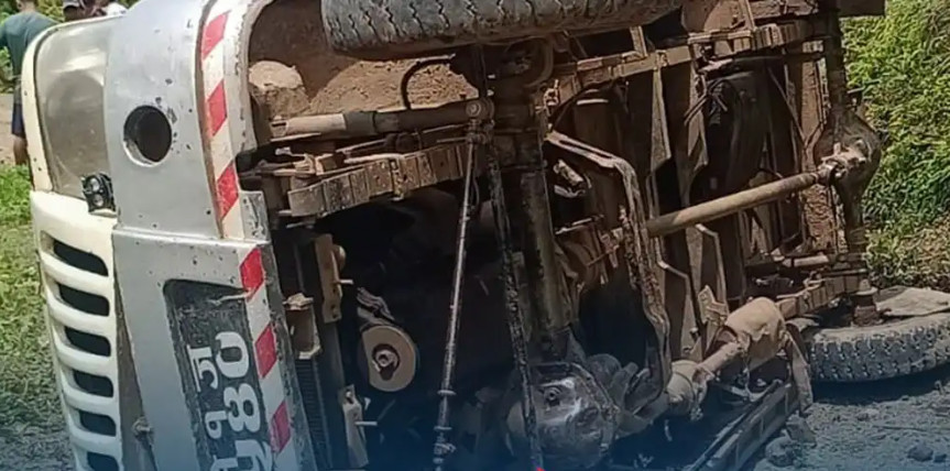 सुर्खेतमा जिप दुर्घटना हुँदा १५ जना घाइते